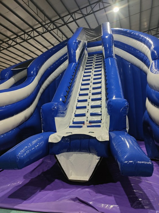 Надувной аквапарк "Яркий" 33*33*7,9 м