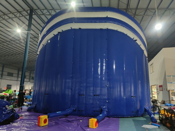 Надувной аквапарк "Яркий" 33*33*7,9 м