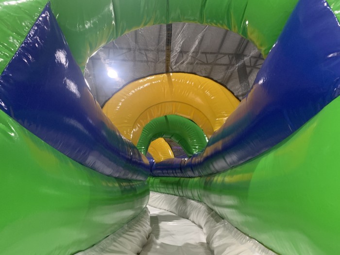 Надувной аквапарк "Яркий" 33*33*7,9 м