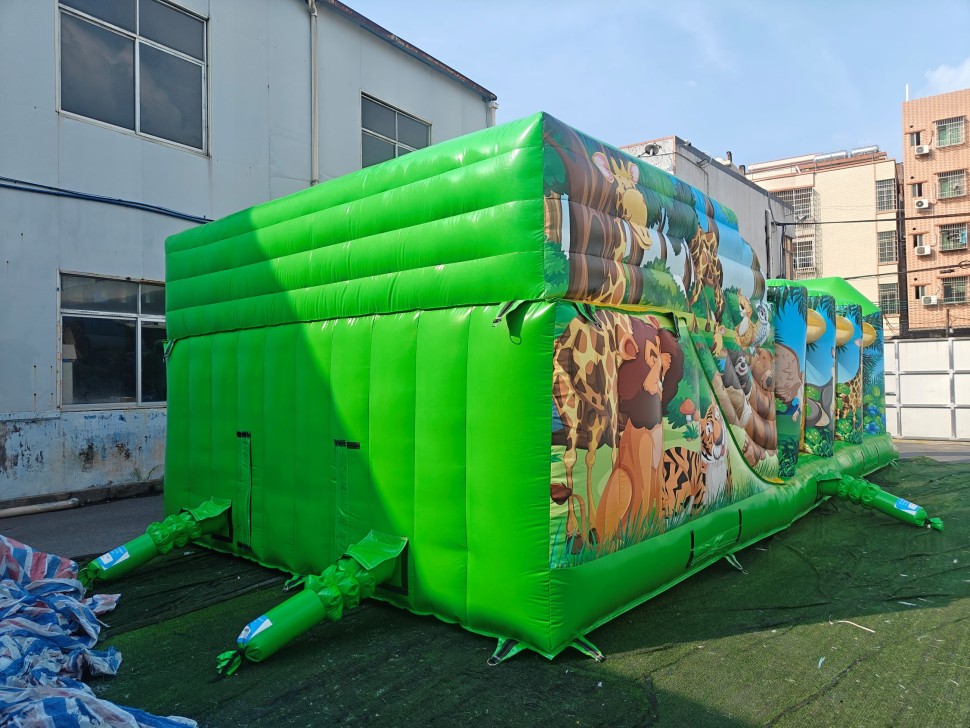 Надувной батут «Джуманджи»  10*5*3,1 м 