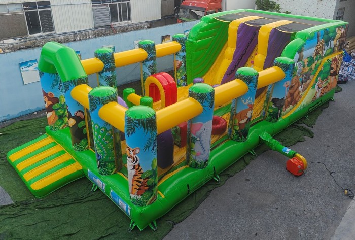 Надувной батут «Джуманджи»  10*5*3,1 м 