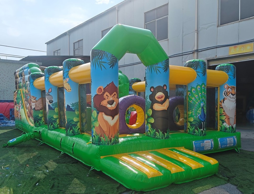 Надувной батут «Джуманджи»  10*5*3,1 м 