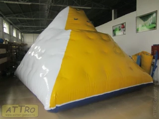Водный айсберг 5*4*4 м