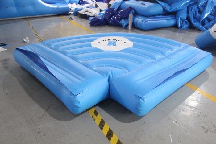 Элемент аквапарка "Угловой соединитель" 2,5*2,5*0,3 м