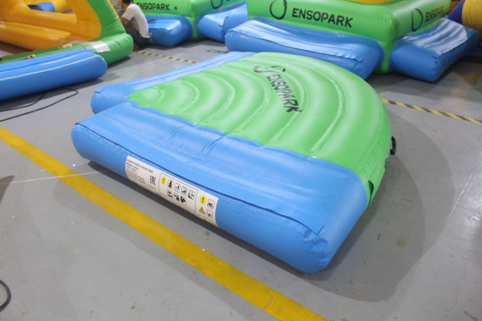 Элемент аквапарка "Угловой соединитель" 2,5*2,5*0,3 м