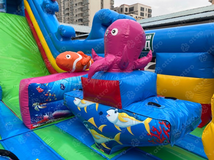 Надувной батут "Подводный мир" 19*9*8 м