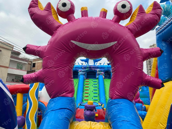 Надувной батут "Подводный мир" 19*9*8 м