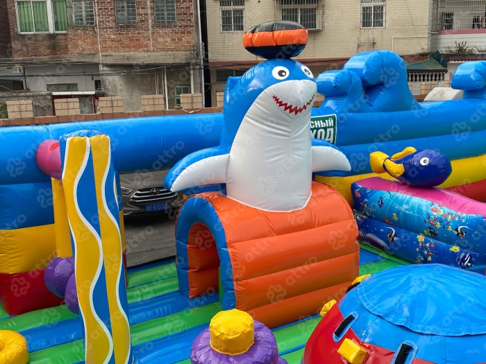 Надувной батут "Подводный мир" 19*9*8 м