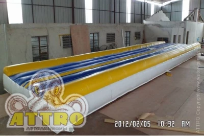 Надувная акробатическая дорожка 10*3*0,8 м