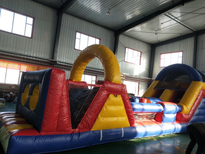 Надувная полоса препятствий "Туда-обратно" 10*3*3,5 м