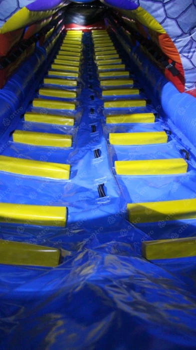 Надувной батут «Как приручить дракона» 18*13*11,5 м