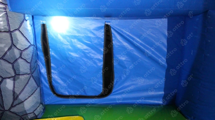 Надувной батут «Как приручить дракона» 18*13*11,5 м