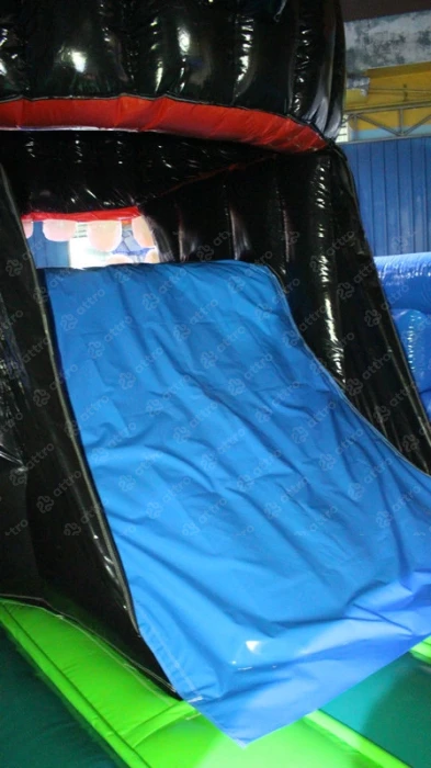 Надувной батут «Как приручить дракона» 18*13*11,5 м