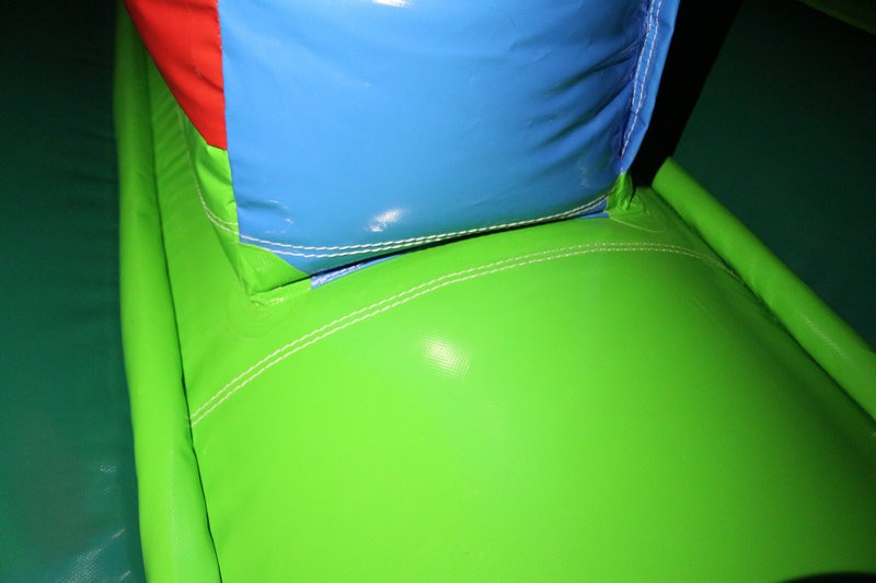 Надувной батут «Как приручить дракона» 18*13*11,5 м