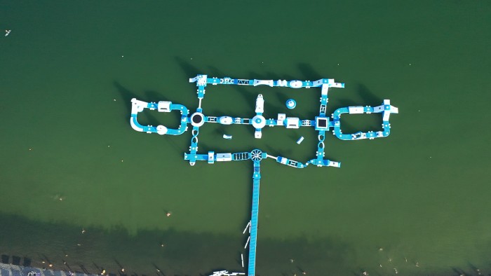 Надувной модульный аквапарк "Голубая лагуна" 108*45 м