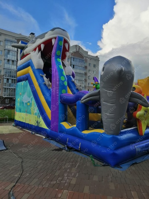 Надувная горка "Морская сказка" 10*10*8 м Б/У