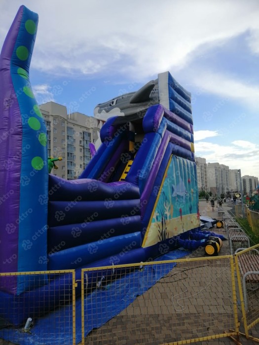Надувная горка "Морская сказка" 10*10*8 м Б/У
