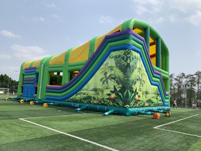 Надувной батут "Сказочный лес" 22*12*10 м