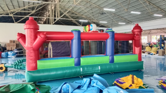 Надувной батут "Центральная площадь" 8*6*2 м