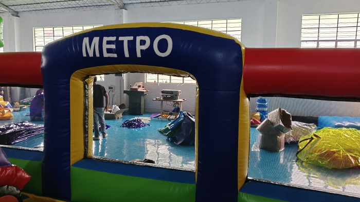 Надувной батут "Центральная площадь" 8*6*2 м