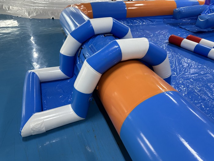 Надувной аквапарк "Акула" 8*7*4,3 м