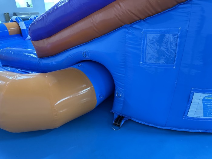 Надувной аквапарк "Акула" 8*7*4,3 м