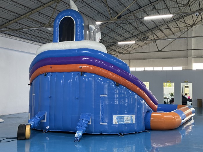 Надувной аквапарк "Акула" 8*7*4,3 м