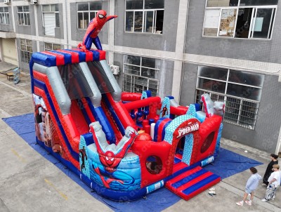 Надувной батут "Спайдермен в городе" 8*8*8 м