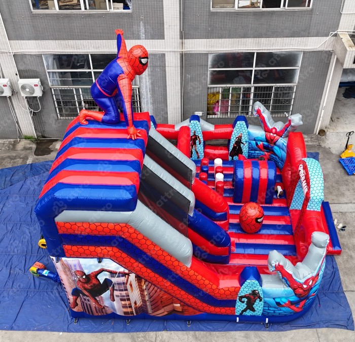 Надувной батут "Спайдермен в городе" 8*8*8 м