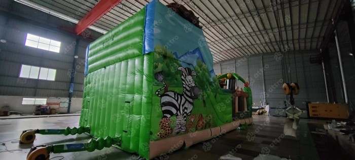 Надувная горка "Сафари" 10*6*5,5 м