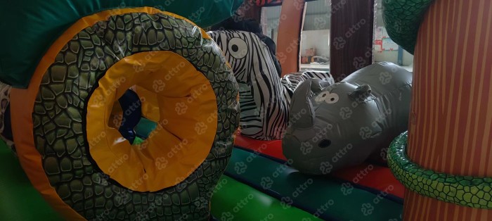 Надувная горка "Сафари" 10*6*5,5 м