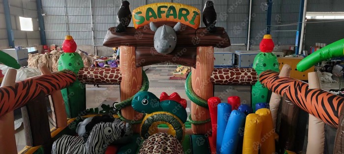 Надувная горка "Сафари" 10*6*5,5 м