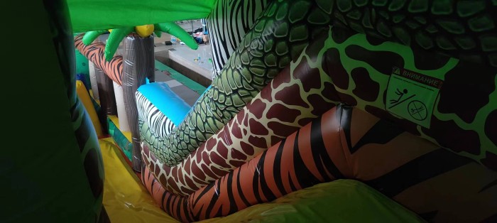 Надувная горка "Сафари" 10*6*5,5 м