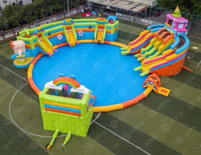 Надувной аквапарк "Веселые каникулы" 26,5*26,5*9,4 м