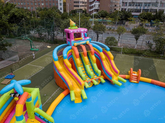 Надувной аквапарк "Веселые каникулы" 26,5*26,5*9,4 м