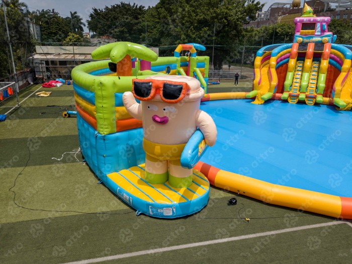 Надувной аквапарк "Веселые каникулы" 26,5*26,5*9,4 м