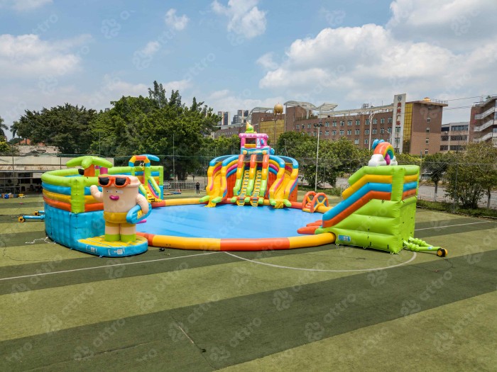 Надувной аквапарк "Веселые каникулы" 26,5*26,5*9,4 м