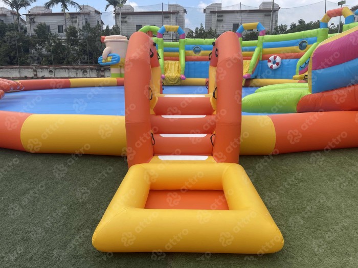 Надувной аквапарк "Веселые каникулы" 26,5*26,5*9,4 м