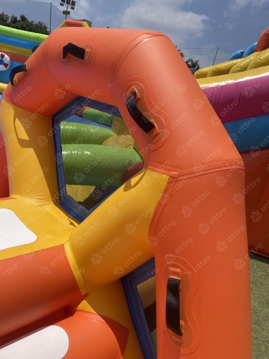 Надувной аквапарк "Веселые каникулы" 26,5*26,5*9,4 м