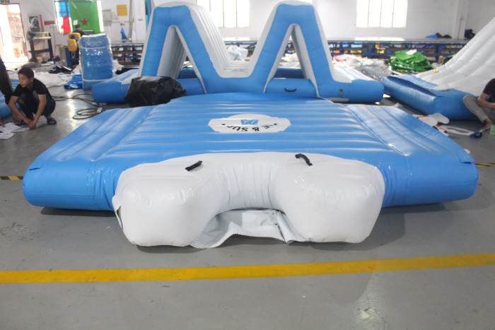 Модуль аквапарка "Соединитель 3х + ступень" 3*3*0,3 м