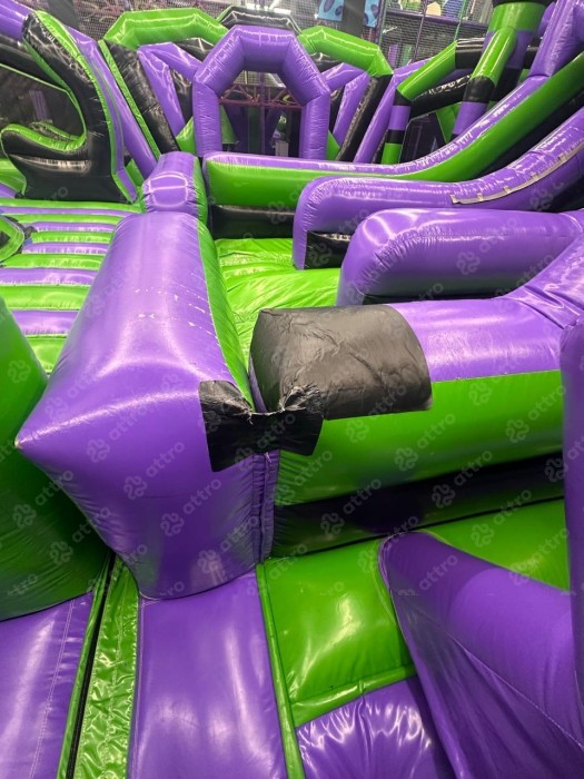 Надувная горка "Парк космоса" 18*12*5,4 м  Б/У 