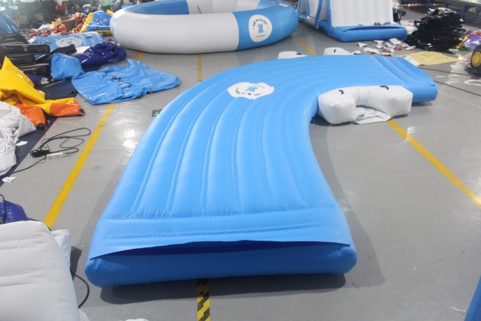 Модуль аквапарка "Левый угловой соединитель + 2 ступени" 5,5*4,4*0,3 м