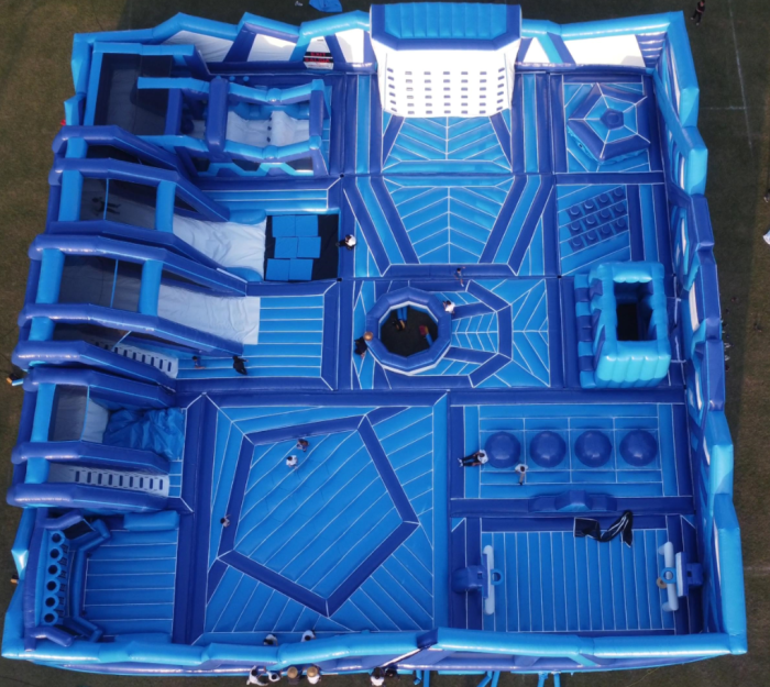 Надувной парк "Небо" 20*20*6,5 м 