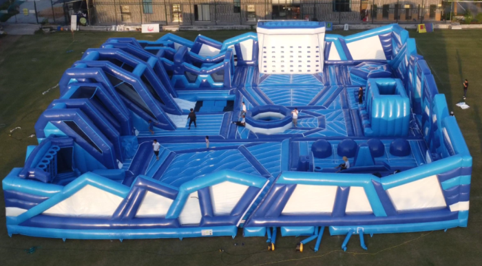 Надувной парк "Небо" 20*20*6,5 м 