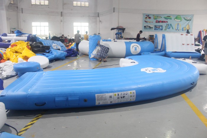 Модуль аквапарка "Правый соединитель + 2 ступени" 5,5*4,4*0,3 м