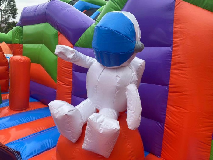 Надувная горка "Космос парк" 18*15*5,3 м