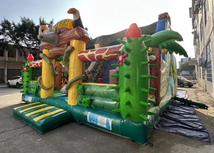 Надувная горка "Сафари" 8*7*5,8 м