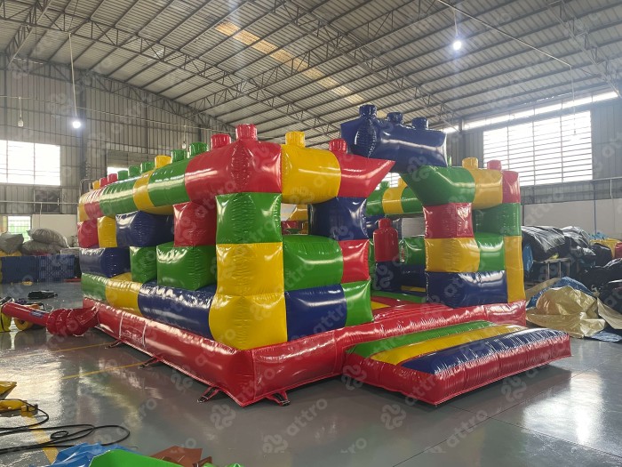 Надувная горка "Конструктор" летний, 12*5*7,6 м 