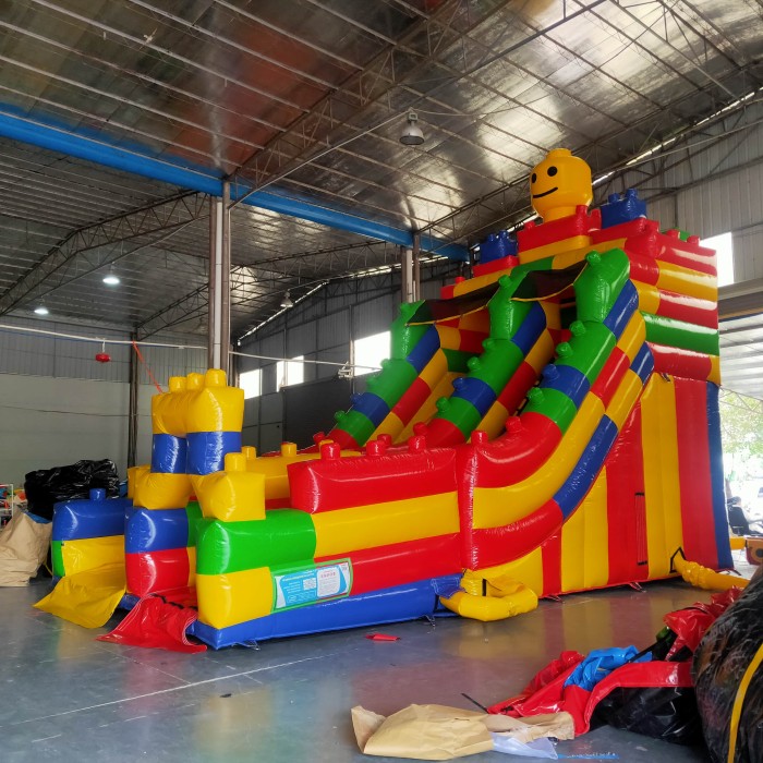 Надувная горка "Конструктор" зима/лето, 12*5*7,6 м 