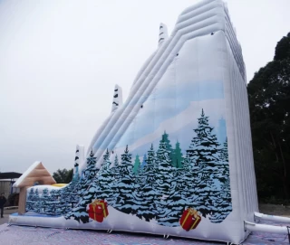 Надувная горка "Снежный лес" 12*6*10 м